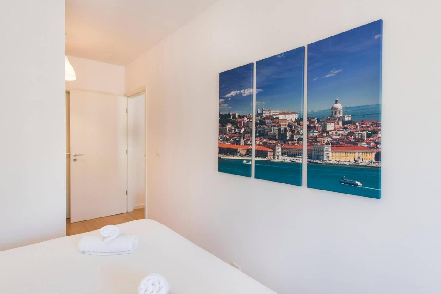 Comfortable Apartment In Campo Pequeno Lissabon Exterior foto