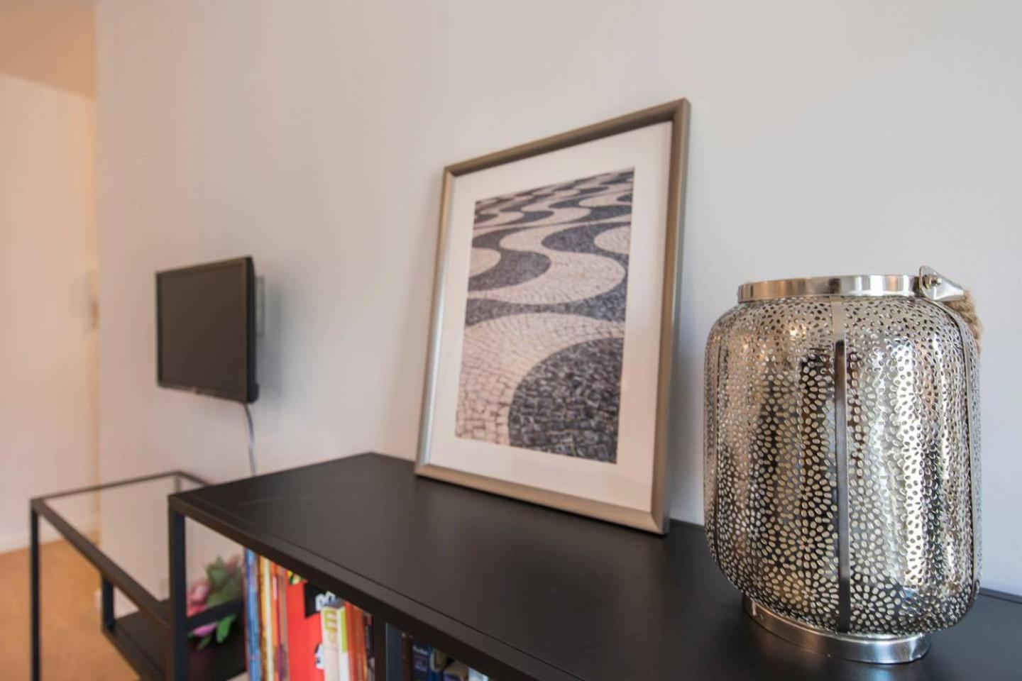 Comfortable Apartment In Campo Pequeno Lissabon Exterior foto