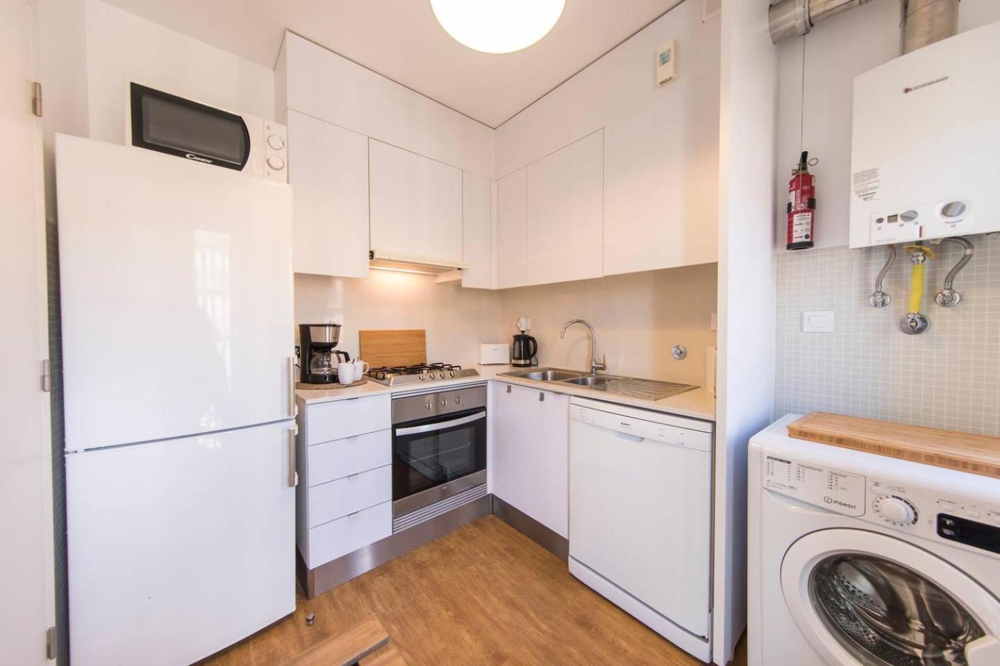 Comfortable Apartment In Campo Pequeno Lissabon Exterior foto