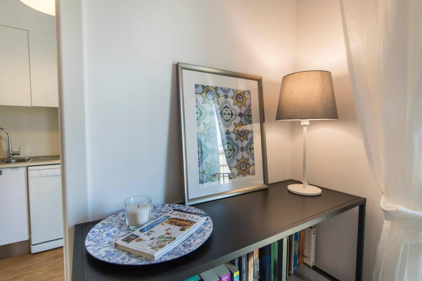Comfortable Apartment In Campo Pequeno Lissabon Exterior foto